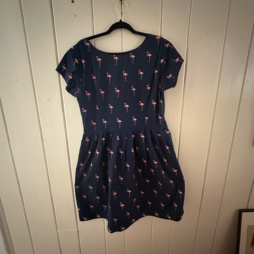 Flamingo dress size 18